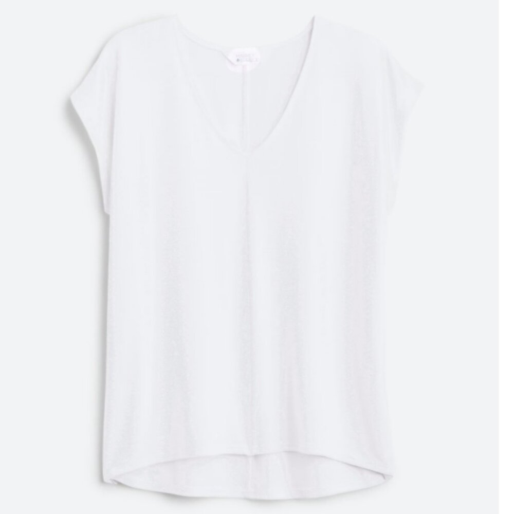Market & Spruce Tarza V- Neck Knit Tee